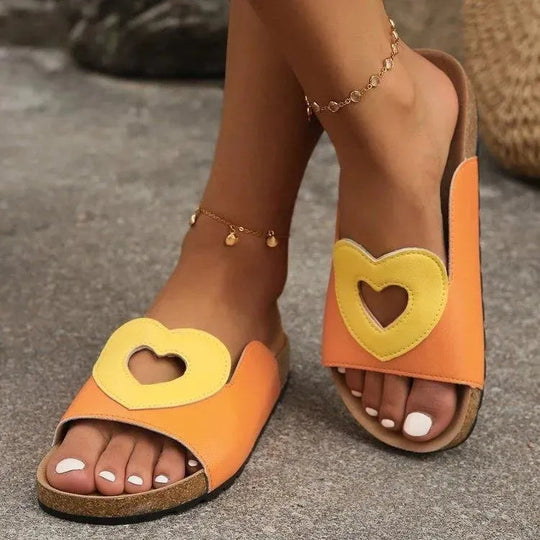 Heidi-Mode | Sandals Love with Heart Shape Design