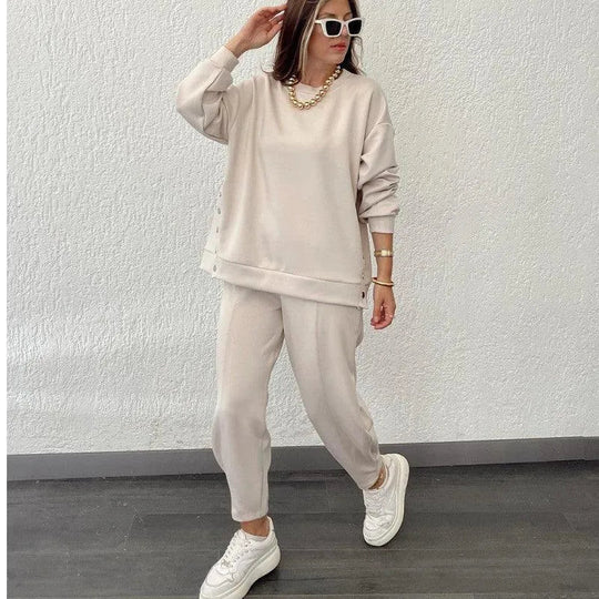 Heidi-Mode | Sport suit with casual pants and ankle band