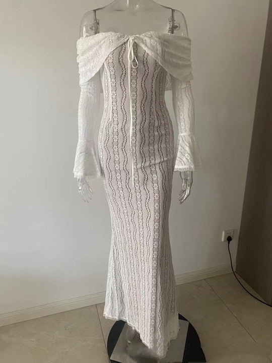 Heidi-Mode | Off Shoulder Kleid mit Glockenärmeln, Sanft und Elegant