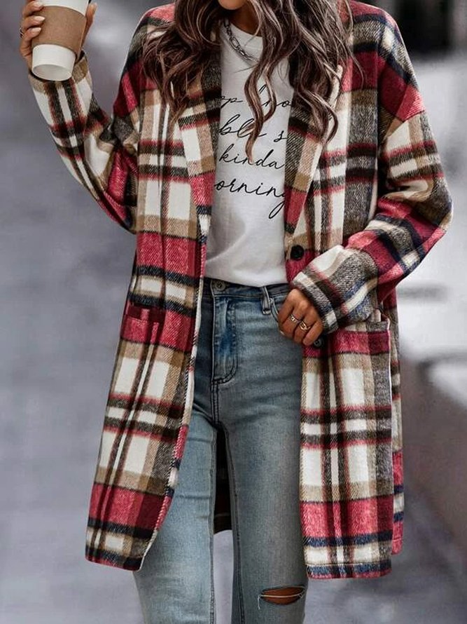 Heidi-Mode | Rot, Weiß und Schwarz Kariert Lange Jacke mit Knopfverschluss