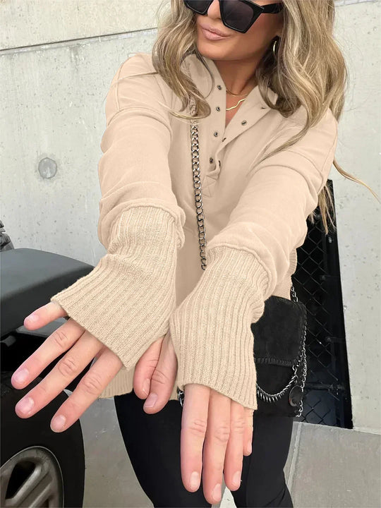 Heidi-Mode | Hoodie mit Knopfverschluss und Handwärmern