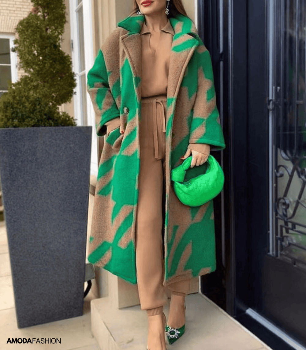 Heidi-Mode | Dicke Wolljacke mit Druck und Taschen