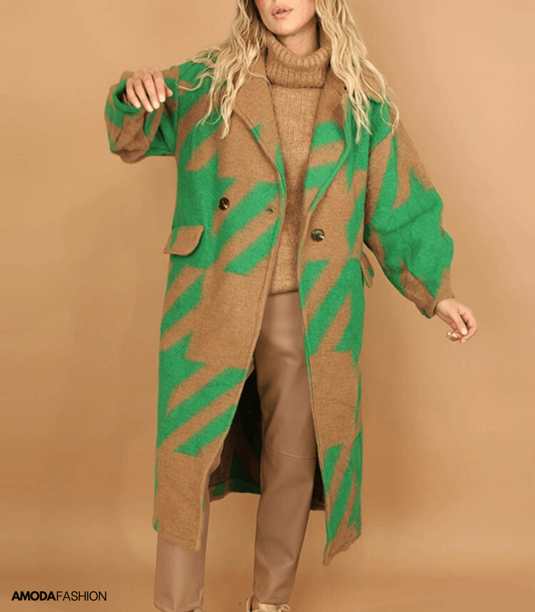 Heidi-Mode | Dicke Wolljacke mit Druck und Taschen