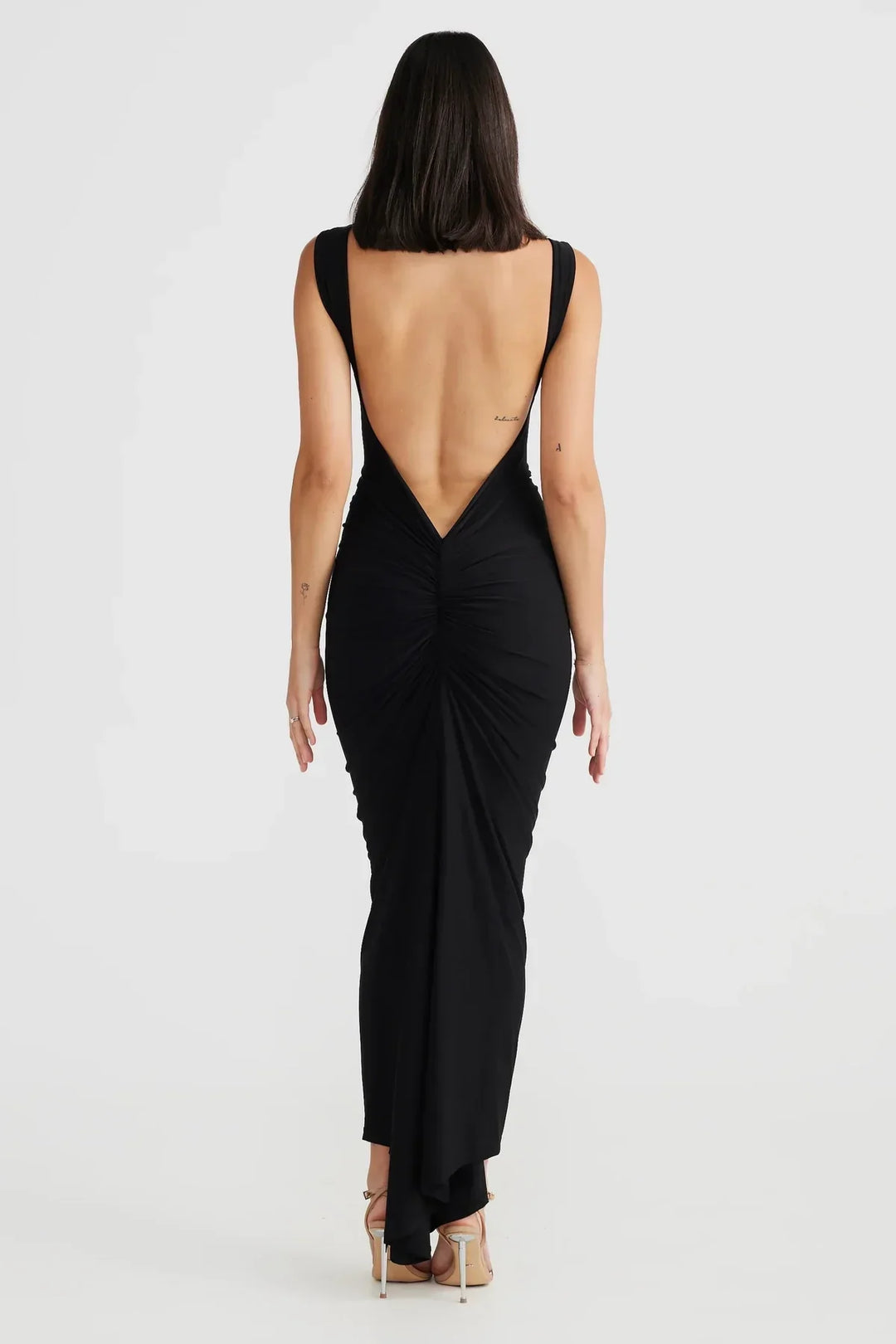 Heidi-Mode | Rückenfreies Langes Cape Plissierter Kleid
