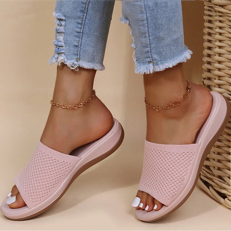 Heidi-Mode | Bequeme Sutsandalen für Drinnen und Draußen