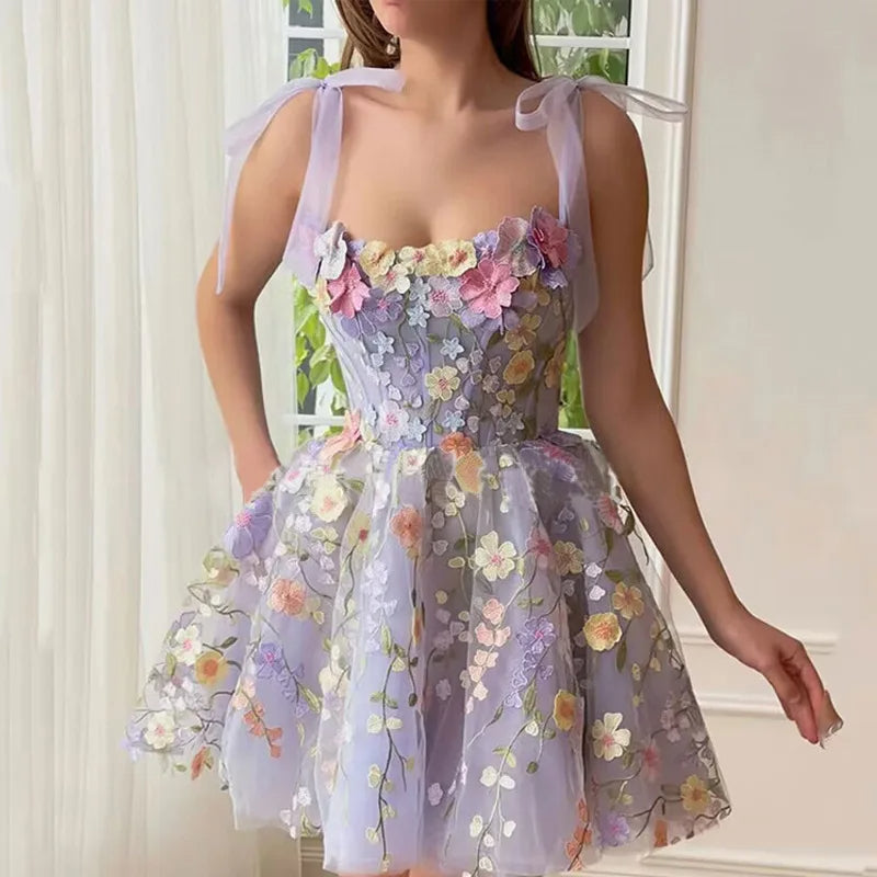 Cocktailkleid mit Blumenapplikationen - Rosalie