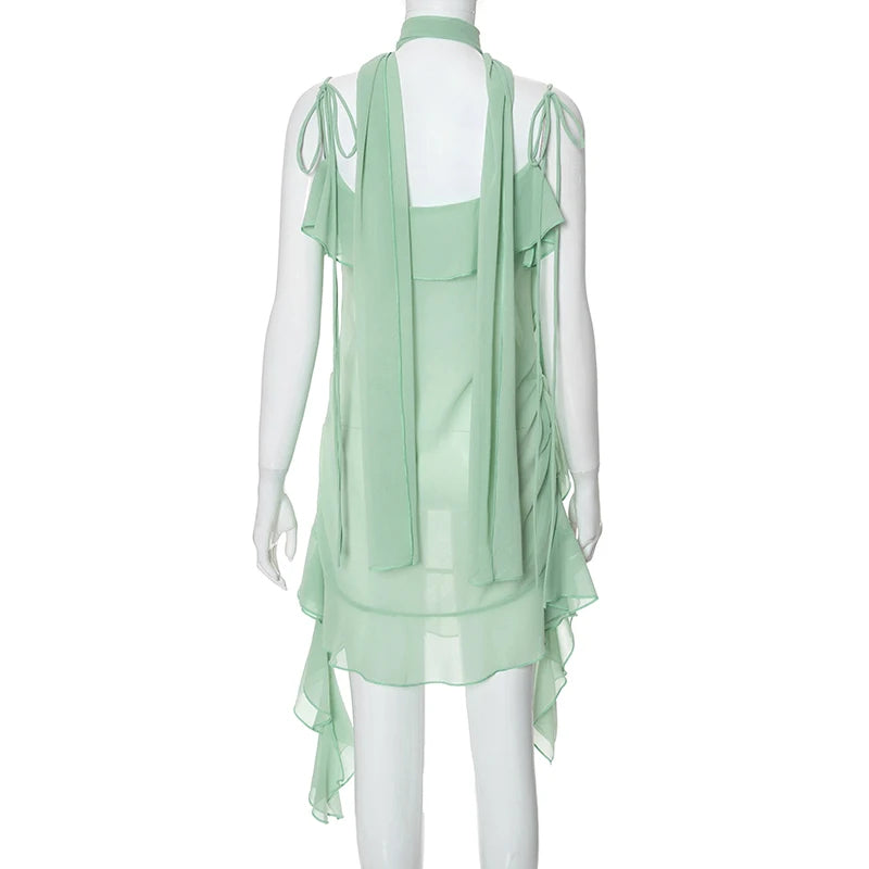 Luftiges mintgrünes Kleid mit Rüschenschichten