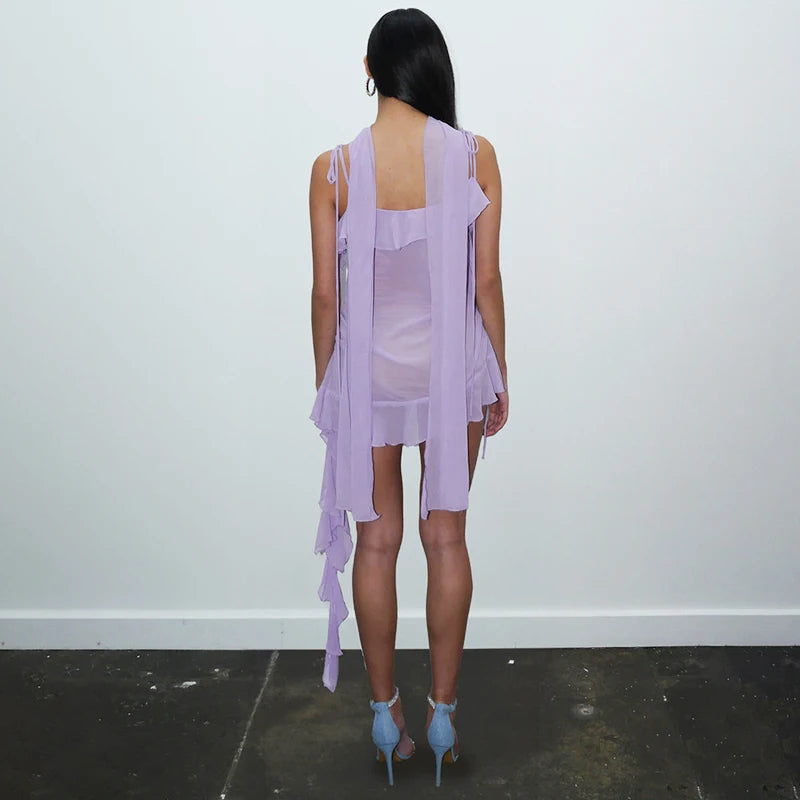 Luftiges mintgrünes Kleid mit Rüschenschichten