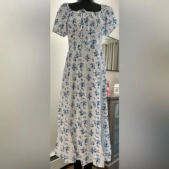 Midikleid mit Blumenprint und eckigem Ausschnitt