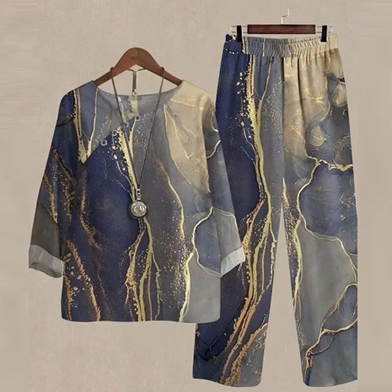 Heidi-Mode | Modern Bedrucktes Outfit