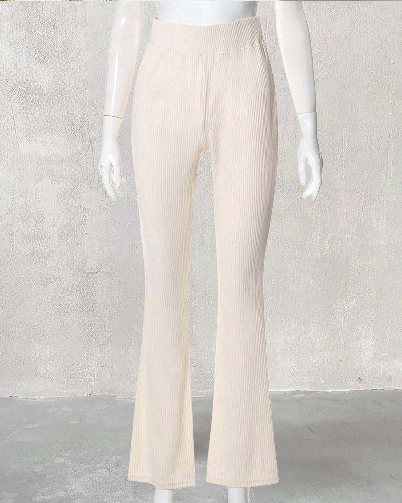 Heidi-Mode | Unifarbene hochgeschnittene Slim-Fit-Hosen mit Mikro-Schwankungen
