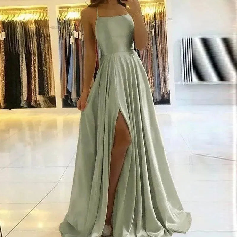 Heidi-Mode | Elegantes Abendkleid aus glänzendem Satin