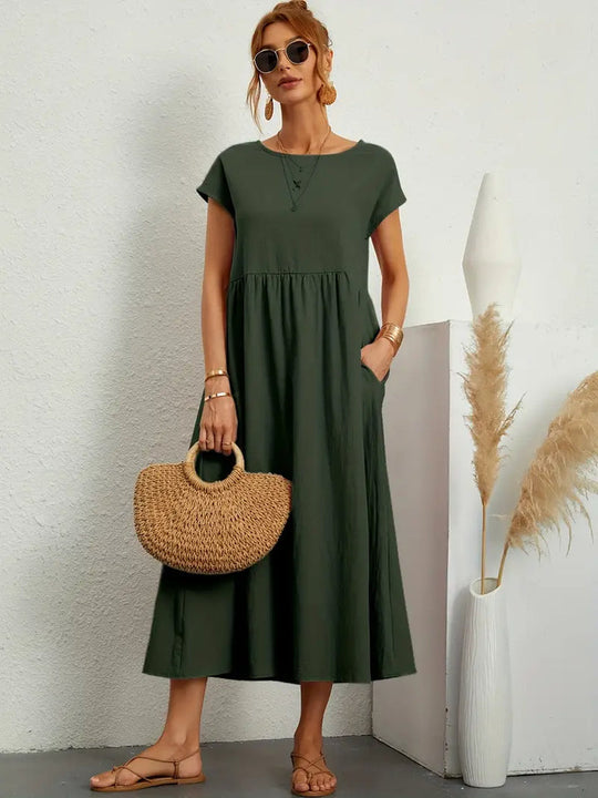Sommerliches, lockeres, schlichtes Kleid