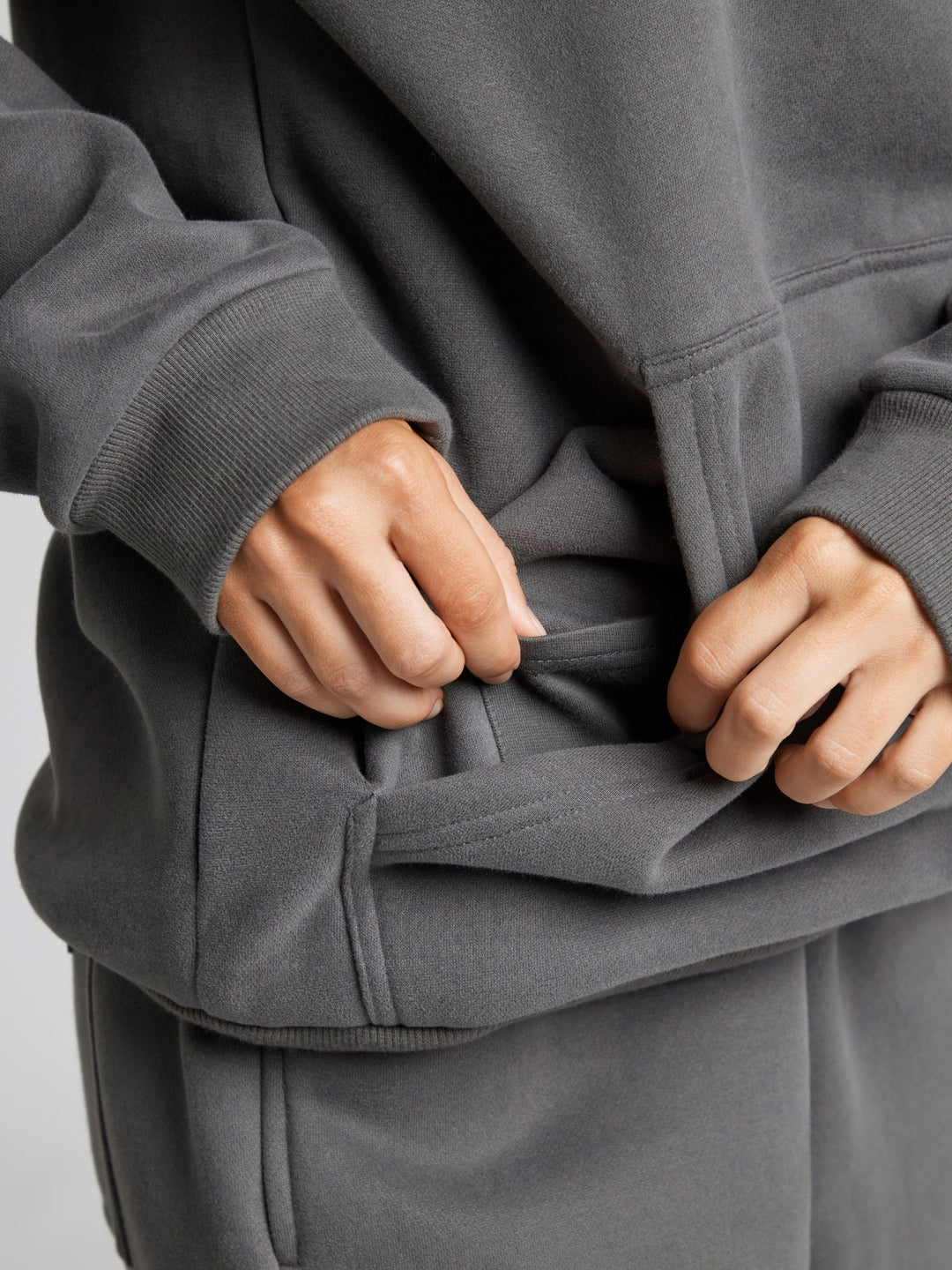 Heidi-Mode | Reise Kapuzenpullover mit Flugzeugmodus-Grafik