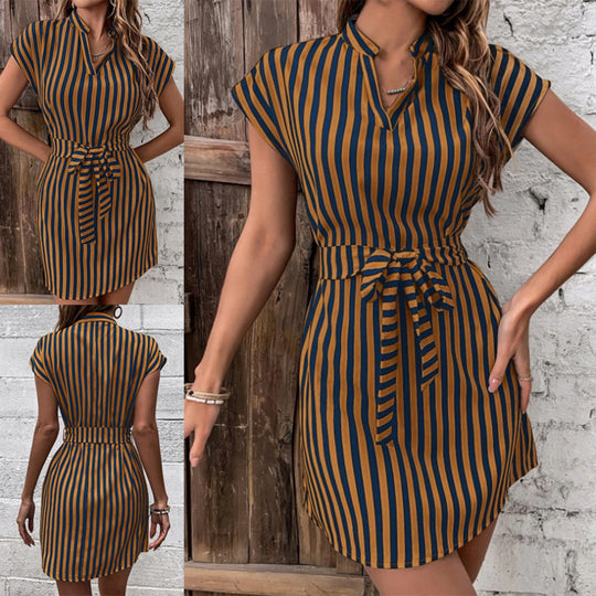 Heidi Mode | Ärmelloses gestreiftes Kleid mit Schnürsenkeln