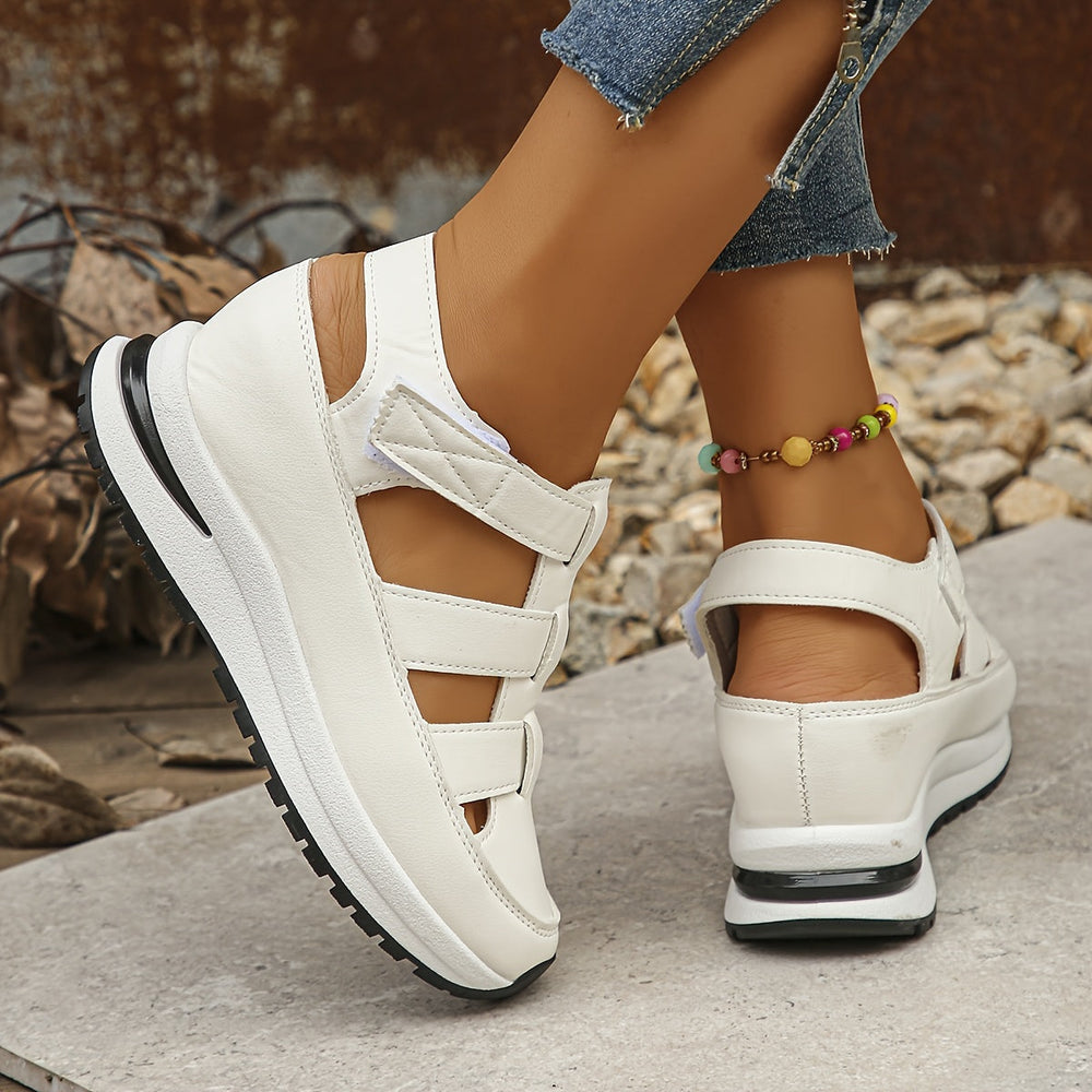 Heidi-Mode | Weiche Plateau Sandalen mit Runder Zehe