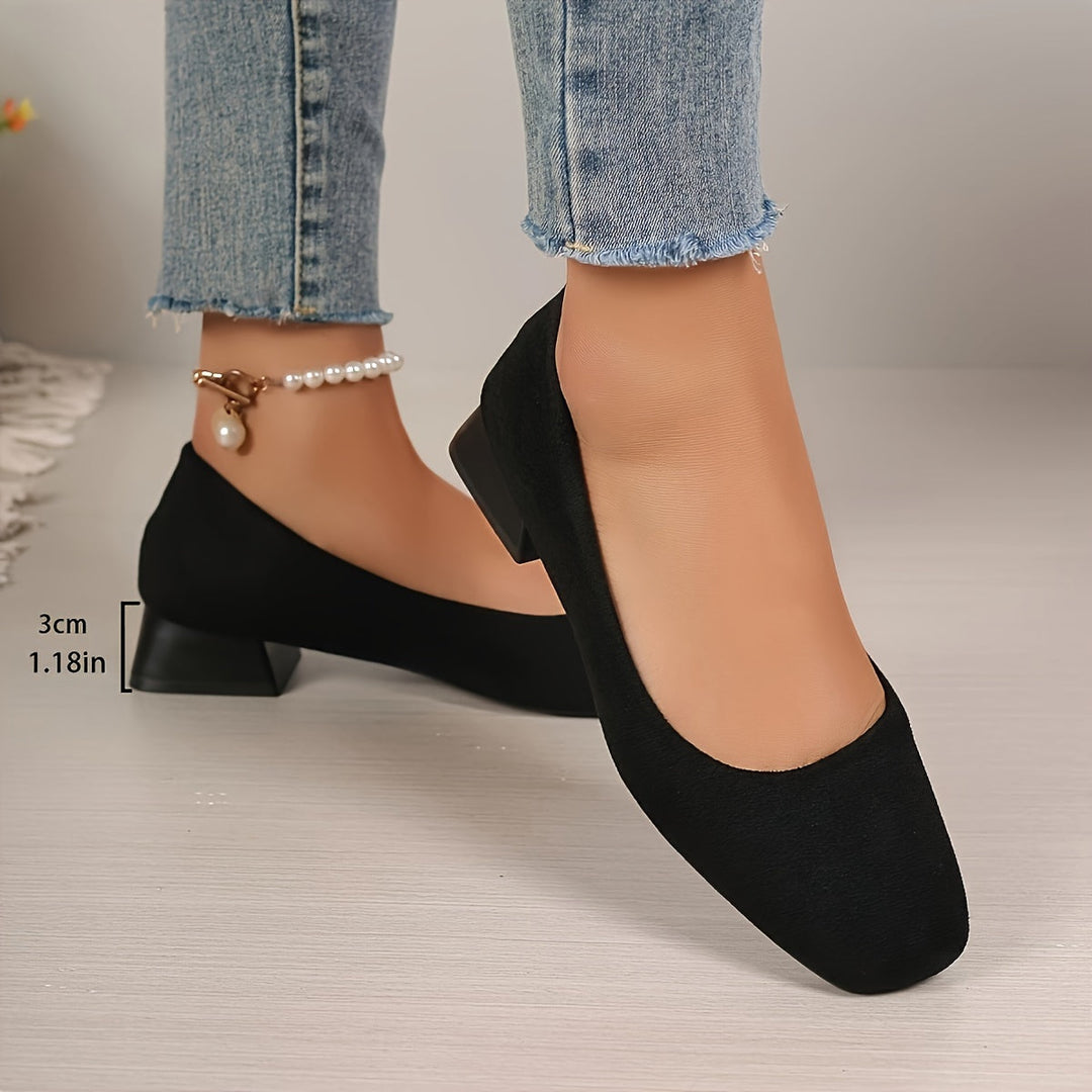 Heidi-Mode | Schwarze Flanell Pumps mit Blockabsatz