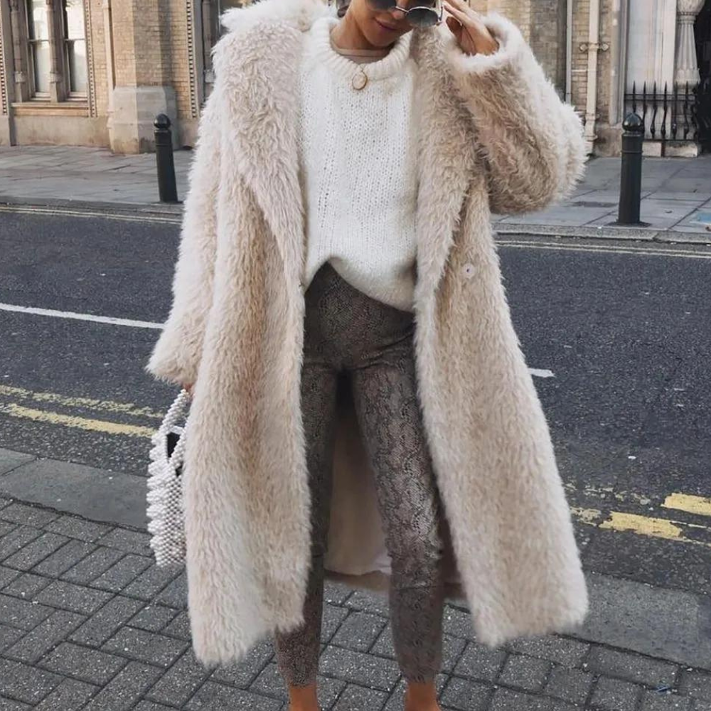 Heidi-Mode | Gariela Bequemer Langer Teddy-Mantel