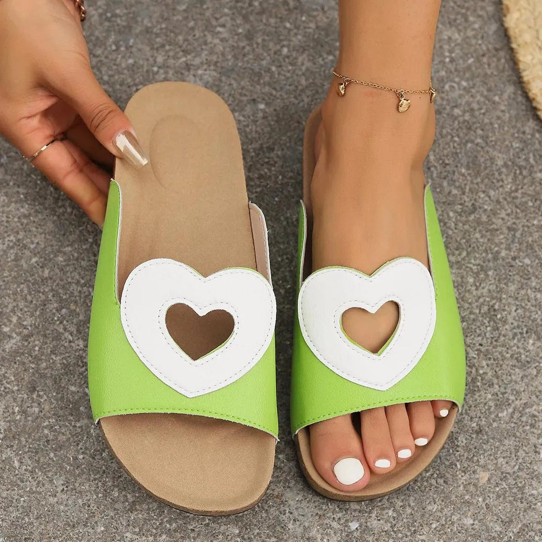 Heidi-Mode | Sandals Love with Heart Shape Design