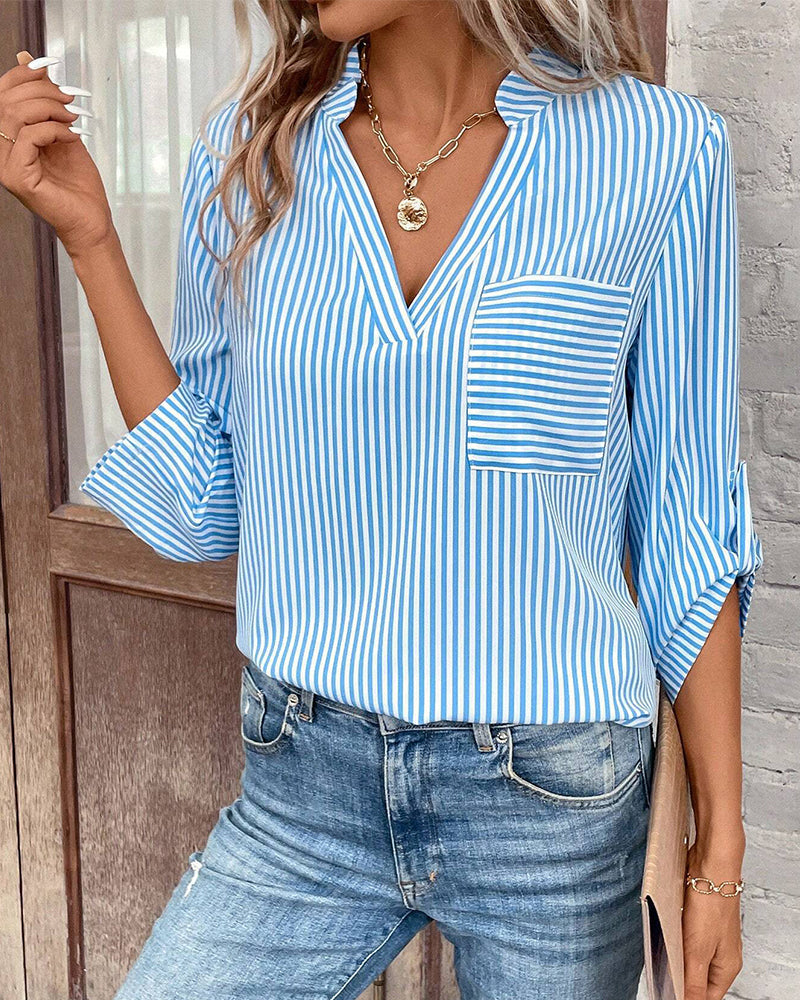 Heidi-Mode | gestreiftes Shirt mit V-Ausschnitt und Brusttasche