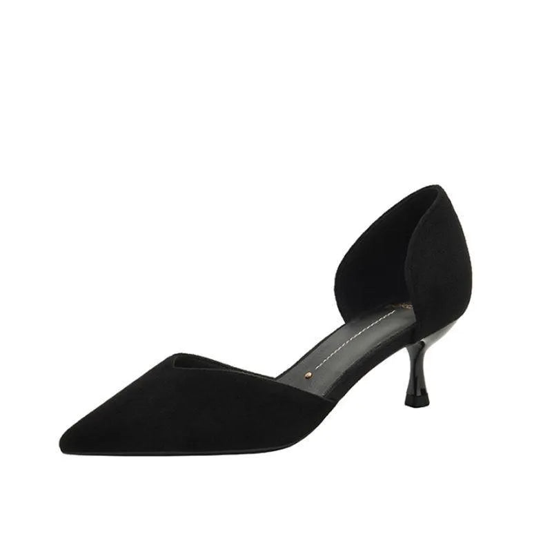 Heidi-Mode | Schwarze Spitzen High Heels mit Stilettoabsatz