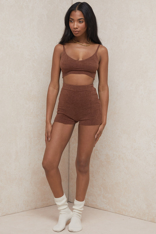Heidi-Mode | Schokolade Fluffy Crop Top mit Hohe Taille Shorts