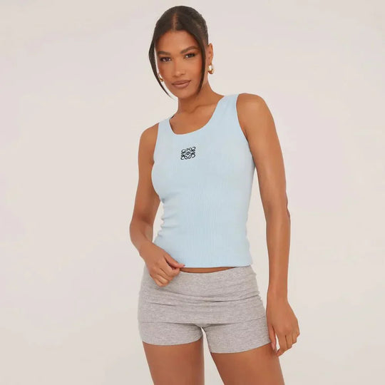 Heidi-Mode | Geripptes Tanktop mit zarter Stickerei