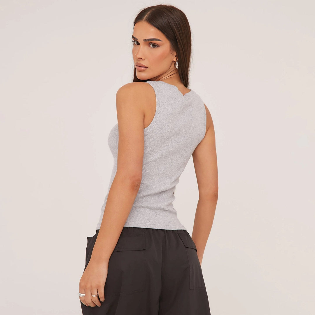Heidi-Mode | Geripptes Tanktop mit zarter Stickerei