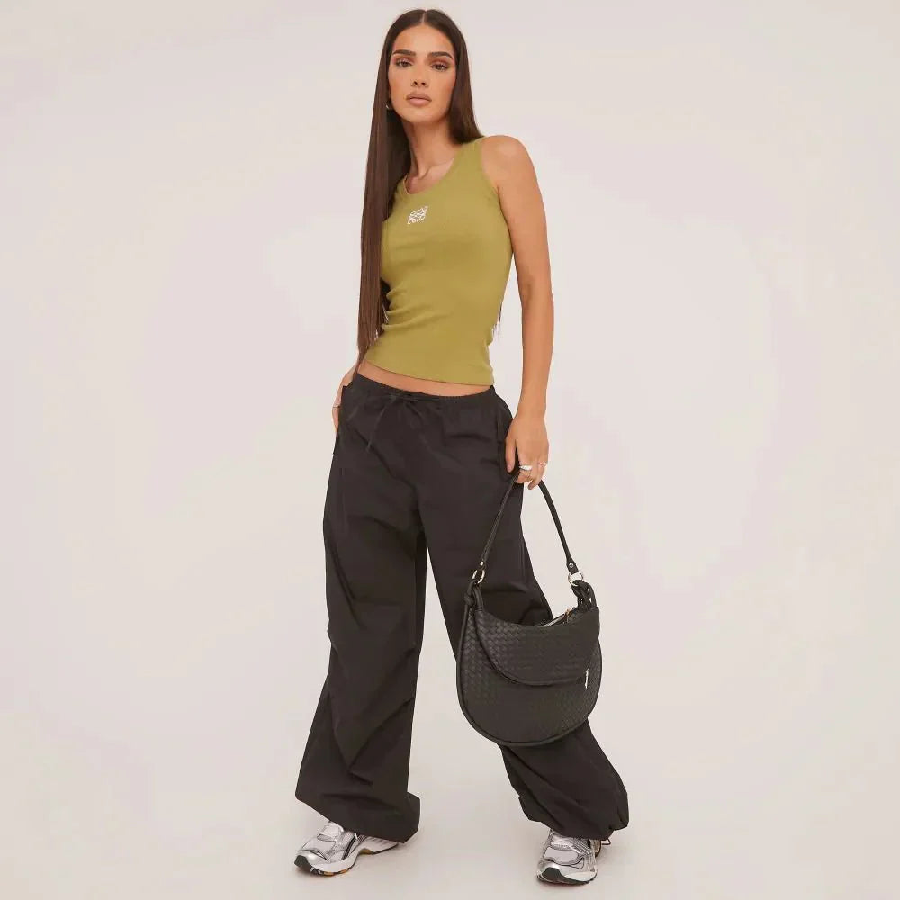 Heidi-Mode | Geripptes Tanktop mit zarter Stickerei