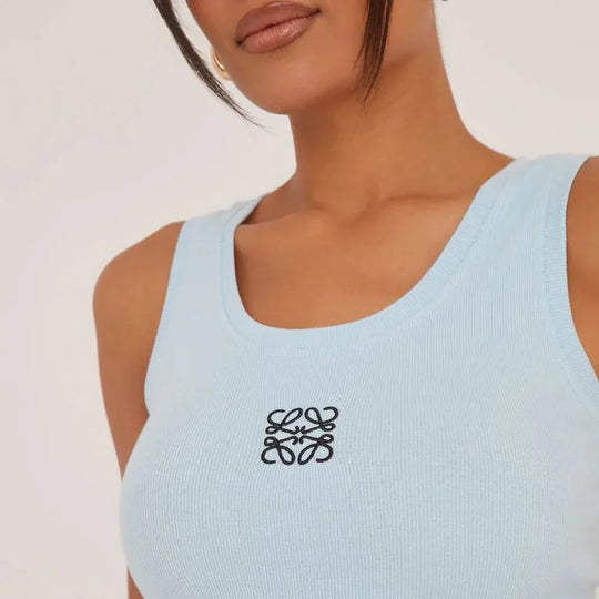 Heidi-Mode | Geripptes Tanktop mit zarter Stickerei