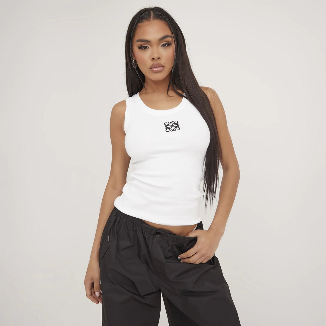 Heidi-Mode | Geripptes Tanktop mit zarter Stickerei
