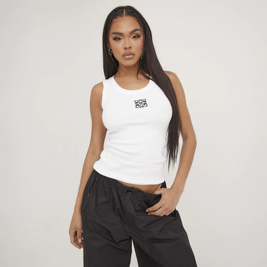 Heidi-Mode | Geripptes Tanktop mit zarter Stickerei