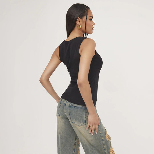 Heidi-Mode | Geripptes Tanktop mit zarter Stickerei