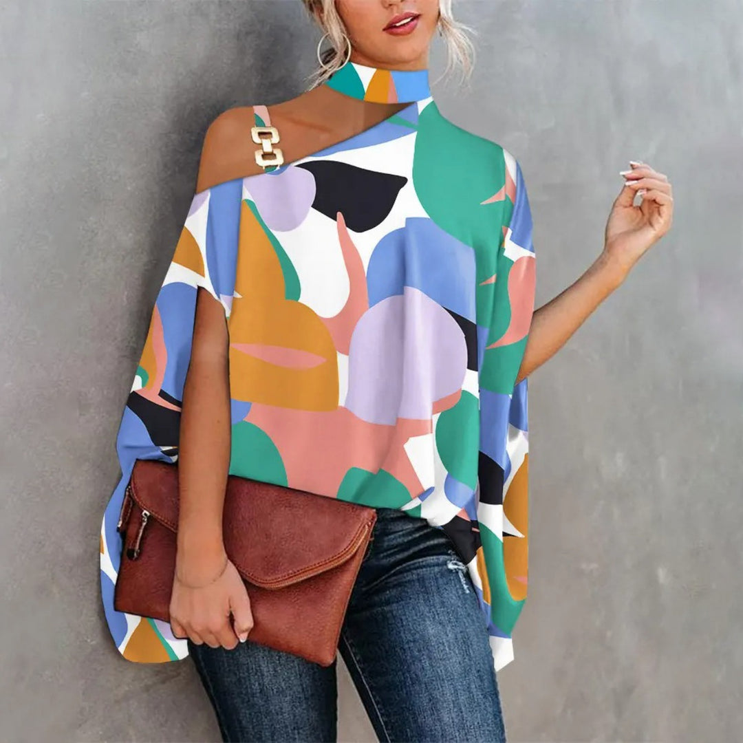 Heidi Mode | Bedrucktes Oberteil mit diagonalem Ausschnitt