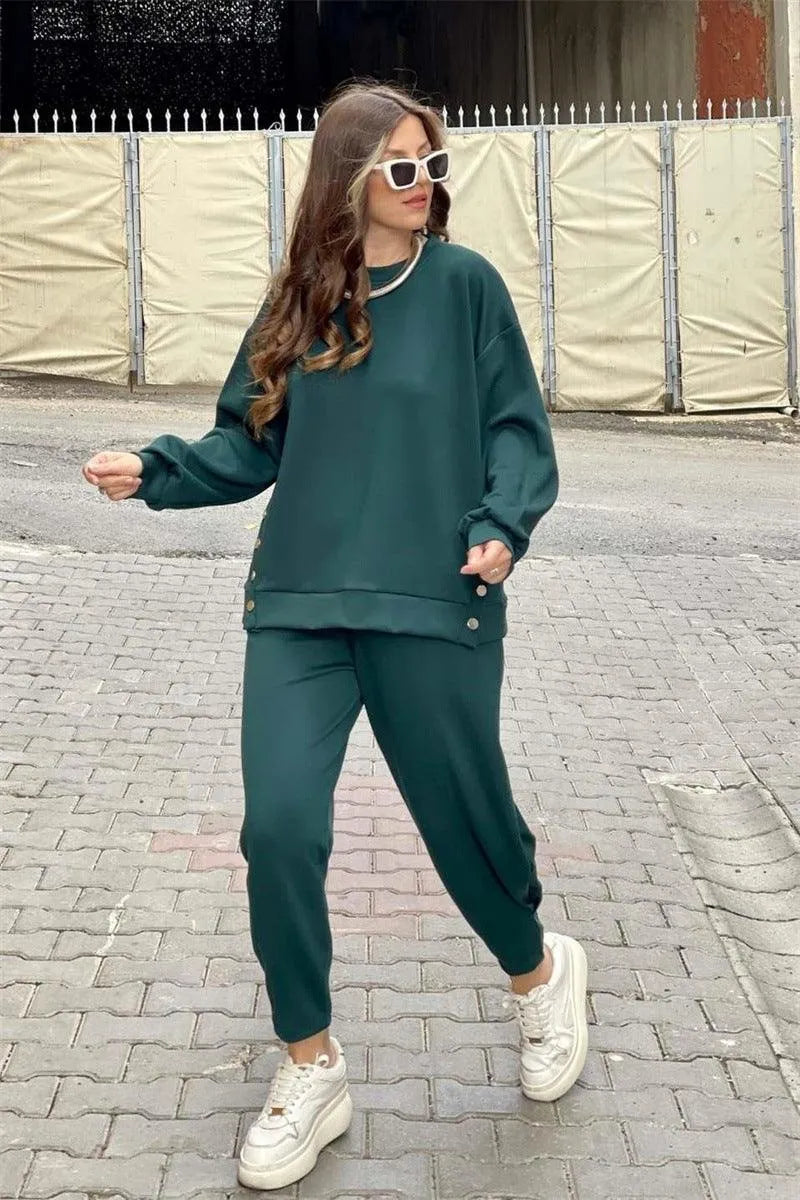 Heidi-Mode | Sport suit with casual pants and ankle band
