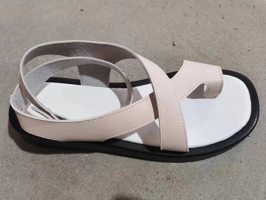 Heidi-Mode | Casual sandalen met teenuitsparing en dikke zool