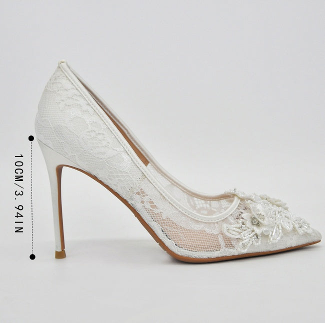 Heidi-Mode | Weiße Spitzenblumen Hochzeitschuhe
