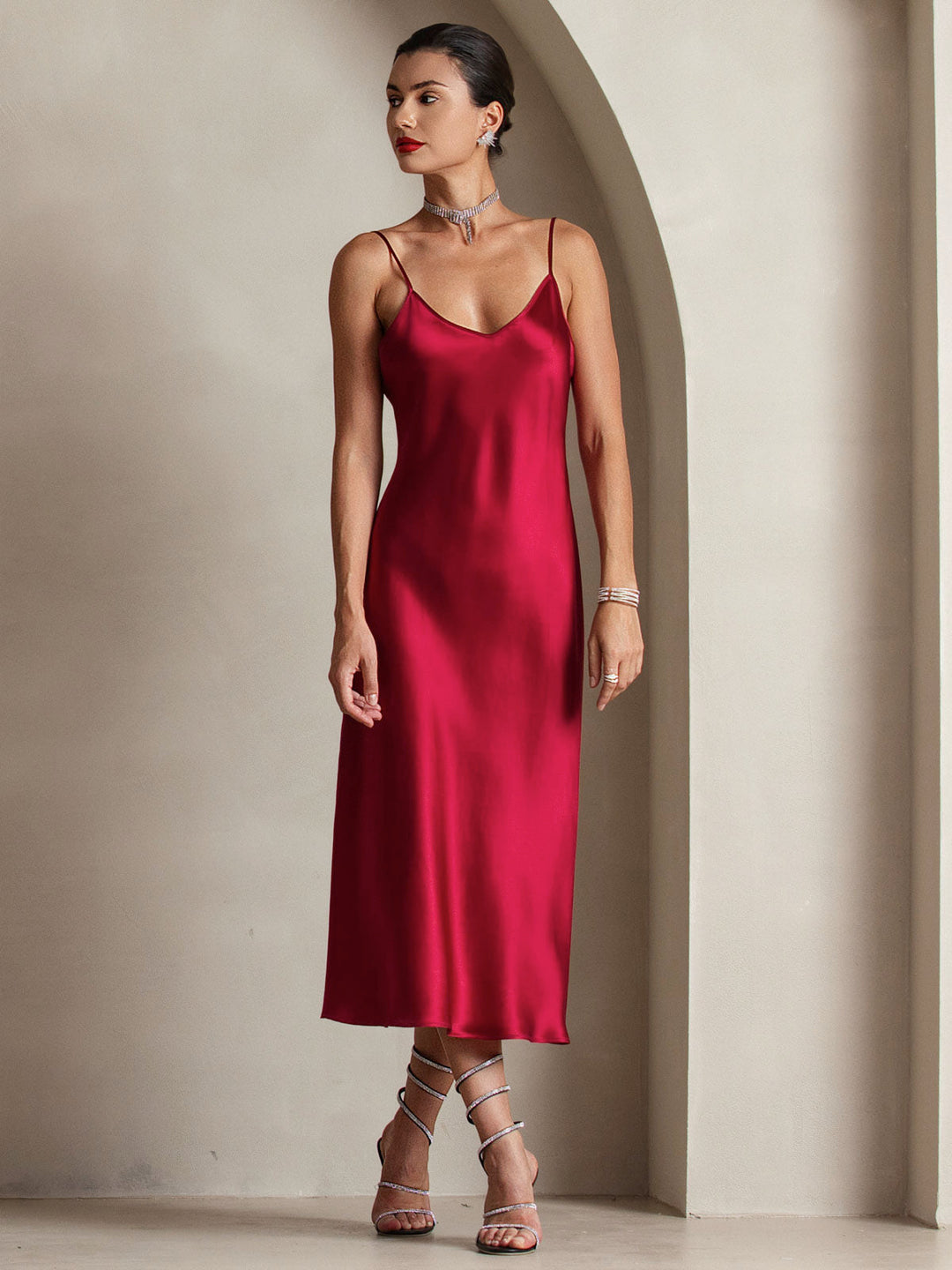 Heidi-Mode | Lange Seidenkleid mit Spaghetti-Träger