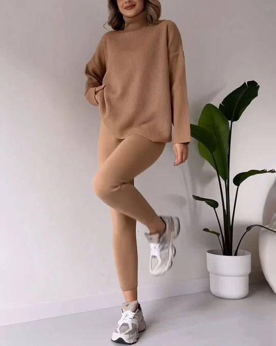 Eleganter Rollkragenpullover und schmale Hose