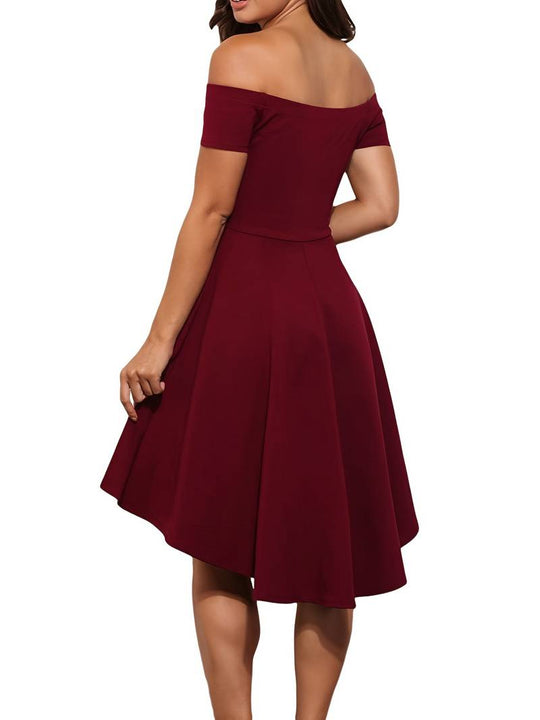 Elegantes Kleid mit freien Schultern