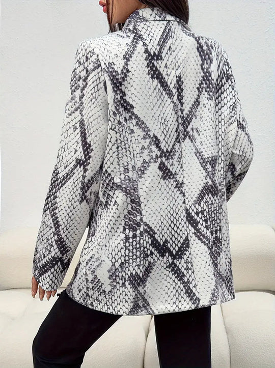 Zweireihiger Blazer mit Reverskragen und Schlangenleder-Print