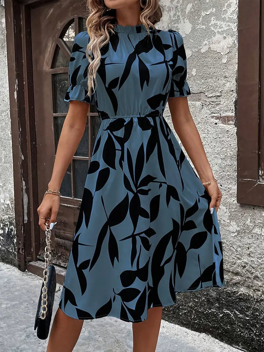 Elegance Kleid mit kurzen Ärmeln und A-Linie Ausschnitt