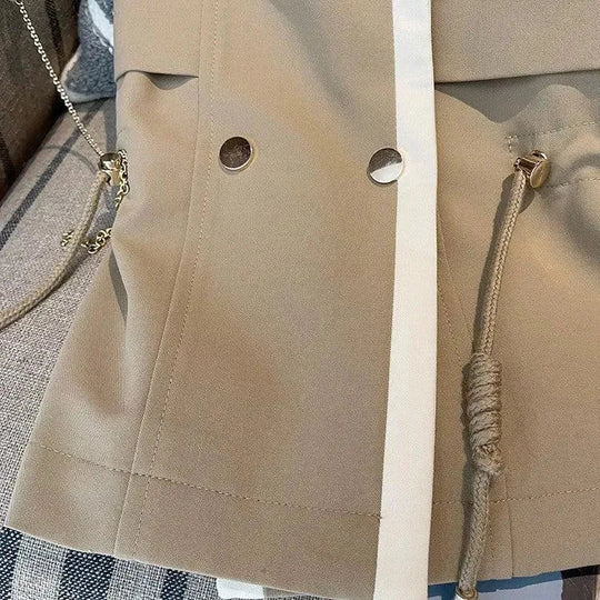 Heidi-Mode | Mantel met brede revers in nieuwe stijl