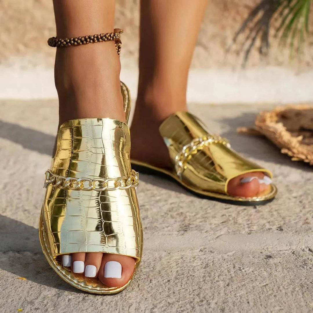 Heidi-Mode | Glamour Sandalen mit Kette – Luxus und Stil für den Sommer!