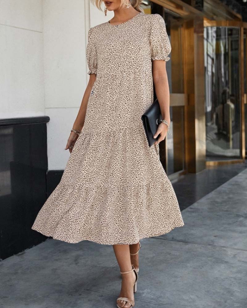 Kleid mit Puffärmeln