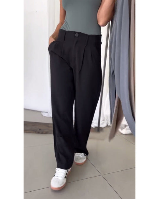 Heidi-Mode | Schwarze Hosen mit Geraden Beinen
