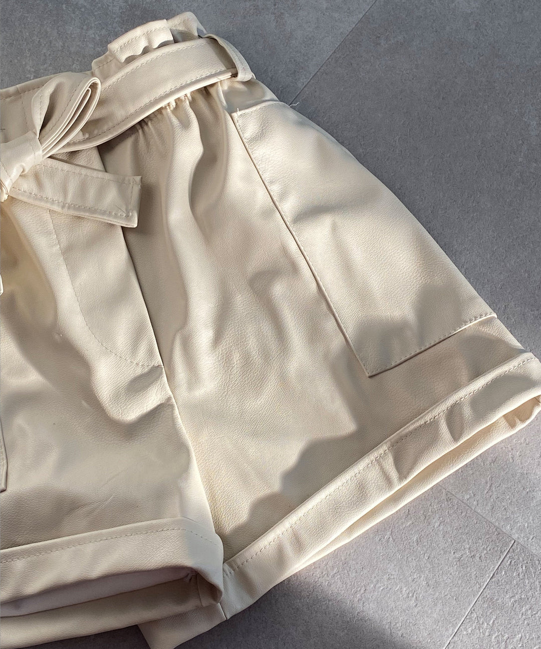 Shorts Malaysia Beige