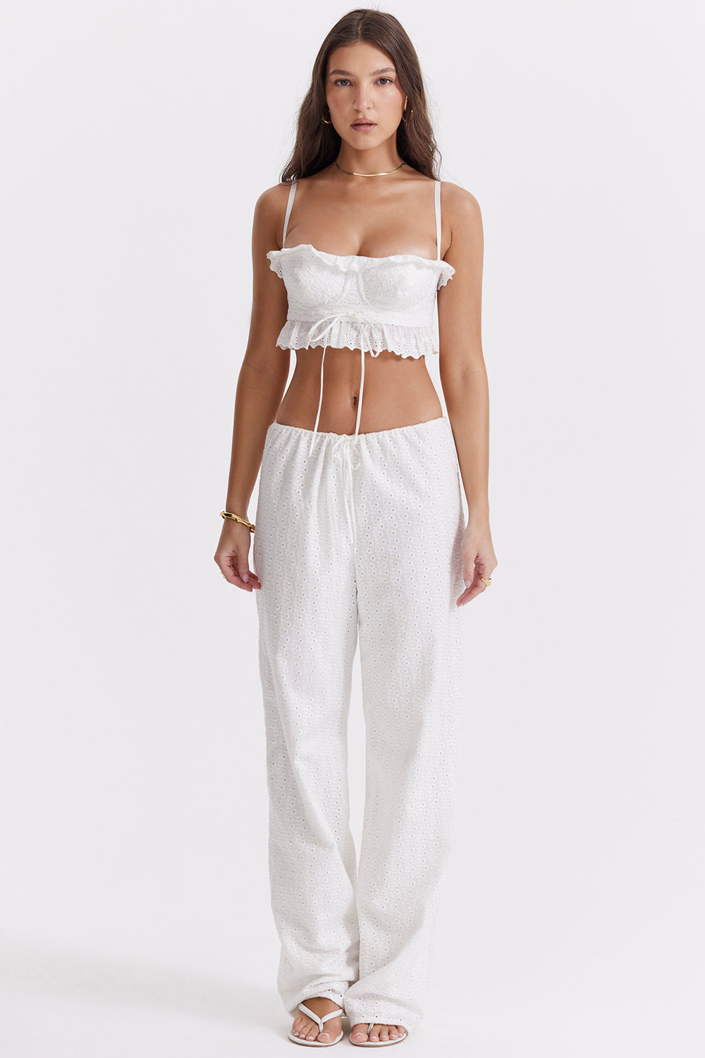 Heidi-Mode | Weißes Broderie Anglais Bralette Top mit Hose