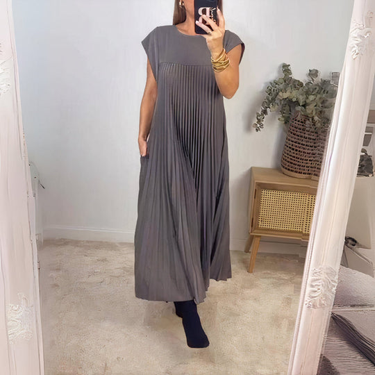 Heidi-Mode | Falten Sommerkleid mit Einer Figurschmeichelnden Passform