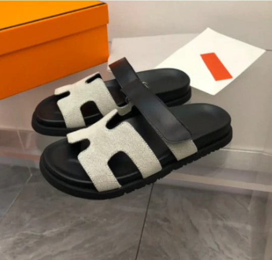 Heidi-Mode | Stilvolle Sandalen